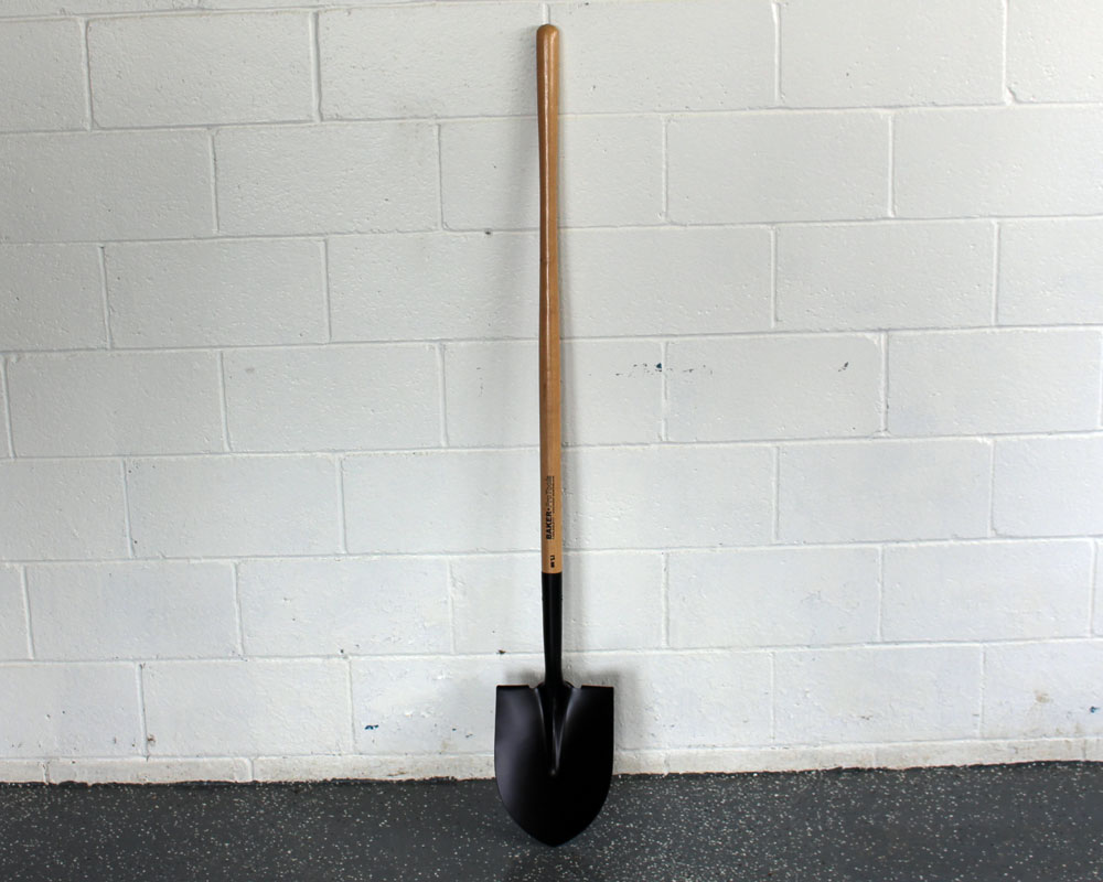 Pointed shovel 48in handle
